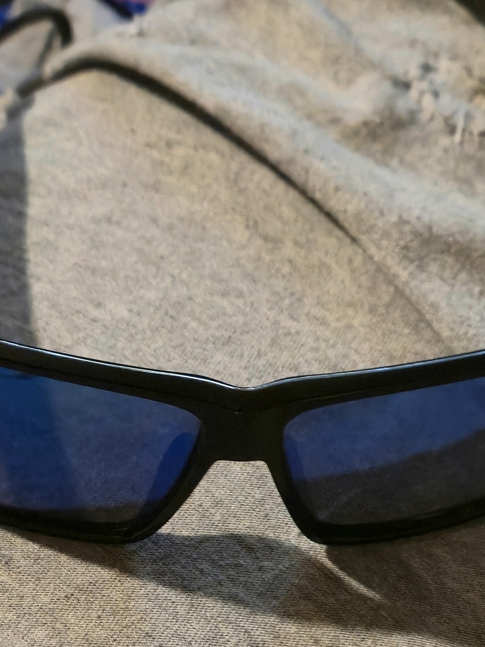 Costa Rincon Sunglasses with Black Costa Strap